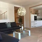 Koblenz Süd exklusive und zentrale Designer Wohnung