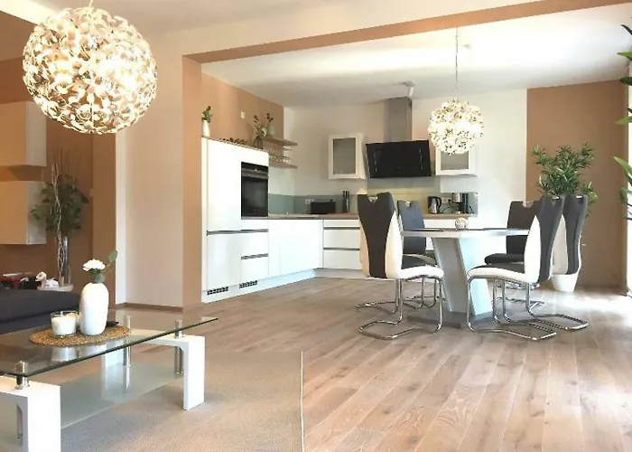 Koblenz Süd exklusive und zentrale Designer Wohnung